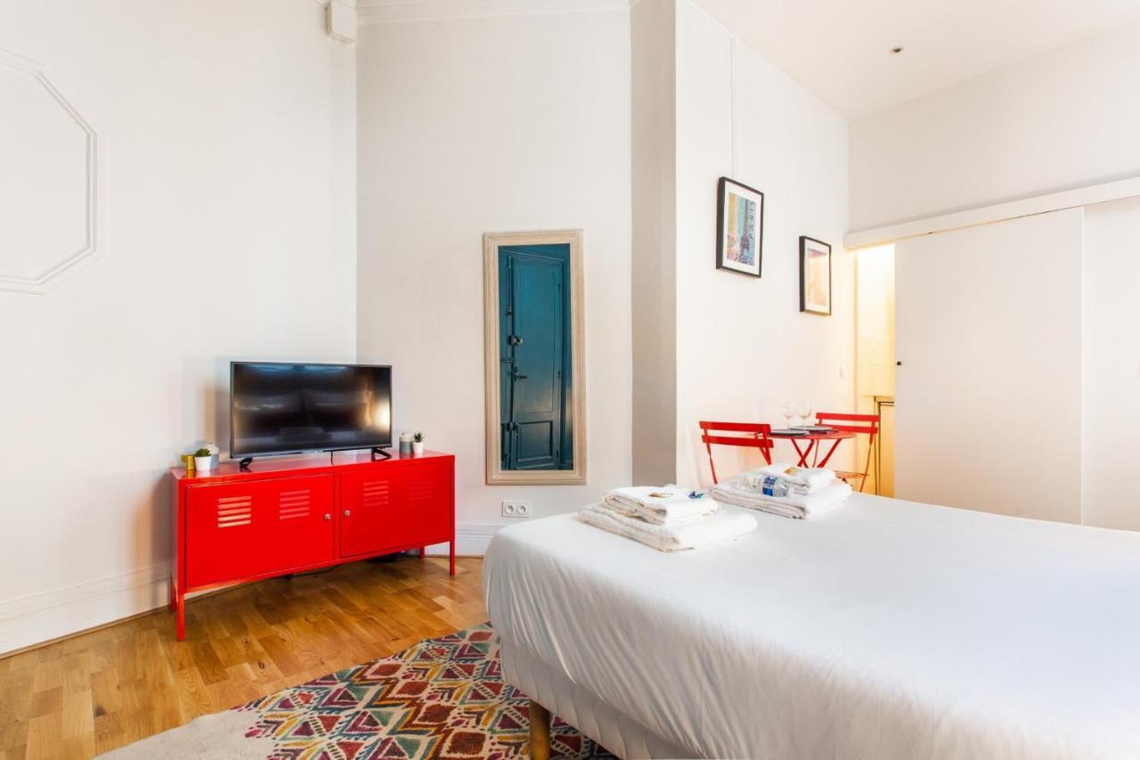 Cozy Studio In The Heart Of Paris - Your Perfect Home Away From Home Exterior foto